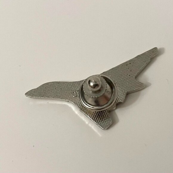 Vintage B1 Lancer Bomber USAF Air Force Aircraft Pin - Picture 4 of 11